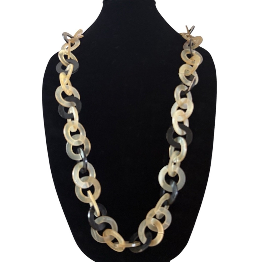 Vintage Faux Carved Horn Necklace Interlocking Chain Beige Brown Rings 32"